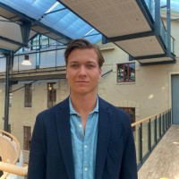 Johan Östling Email