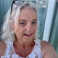 Sarah Ireland Email & Phone Number