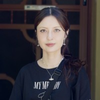 Irina Katsoulis Email