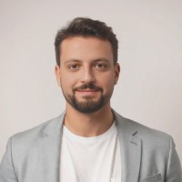 Vinicius Coin Pereira Email