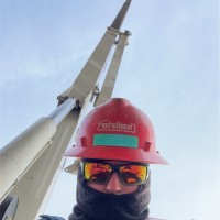 Hunter Holt Email & Phone Number