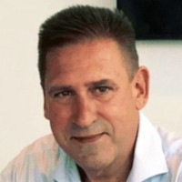 Aad van Schetsen Email & Phone Number