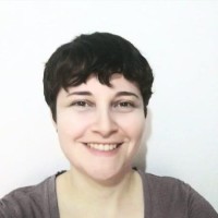 Suelen Batista Email
