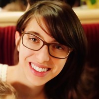 Localize Employee Emma Z.'s profile photo