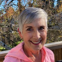 Smash + Tess Employee Lynda Watkins's profile photo