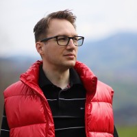Tomislav Blažeka Email