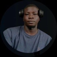 Deepbux Employee Tomiwa Odufote's profile photo