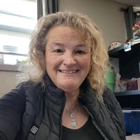 Land of Lincoln Goodwill Industries, Inc. Employee Amy Eaker's profile photo