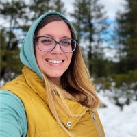 Honolulu Freight Service Employee Jenny Hunter's profile photo