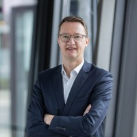 Steven Schönke Email & Phone Number