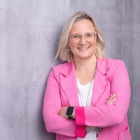 Universal-Investment-Labs GmbH Employee Inga Kriz's profile photo