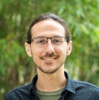 Momento Employee Tony Valderrama's profile photo