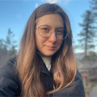 Yeliena Titova Email