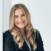 Acorn Employee Tanis Hoeltgen's profile photo