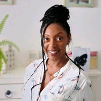 The Independent Pharmacy Employee Maxine Knight's profile photo