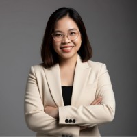 Quỳnh Trần Email & Phone Number