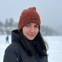 Alyssa Stenta Email & Phone Number