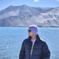 v2Web Employee Neeraj Bisht's profile photo
