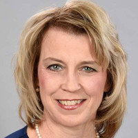 Lauri Wright Email & Phone Number