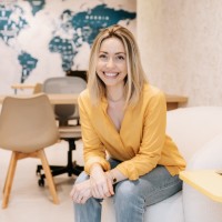 Intercultural - Intercâmbio e Viagens Employee Camila Weber's profile photo