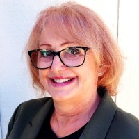 Lynda Maed. Email & Phone Number