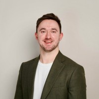 twisted loop Employee Dien Curtis's profile photo