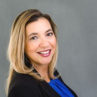 Cintia Ribeiro Email