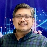 Elmer Sarmiento Email & Phone Number
