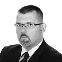 Dariusz Placek Email