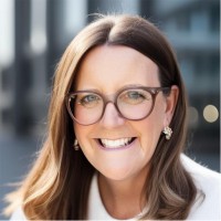 DeepL Employee Jo Stevens's profile photo