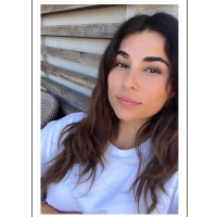 Daniela Akakios Email