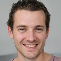 Dmytro Myravskyi Email