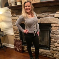Holly Davis Email & Phone Number
