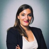 VERYSWING Employee Julie Sanchez's profile photo