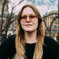 Larrie Employee Becky Elmquist's profile photo