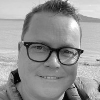 Iain Stephens Email