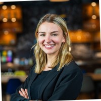 Katharina Sandner Email