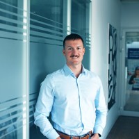 Andre Weiß Email