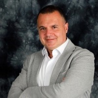 Renato Dessì Email