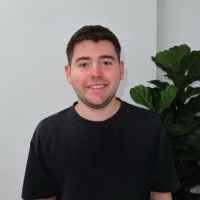 Robbie Broomhead Email