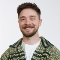 Clae Carlson Email & Phone Number