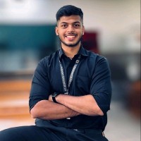 Vignesh Shet Email