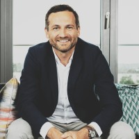 Thomas Blöchl Email