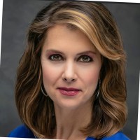 Max Media of Hampton Roads, LLC Employee Jen Lewis's profile photo