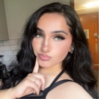 Beé K. Email
