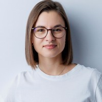 Magdalena Chabuz Email