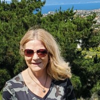 Estate Properties Employee Debbie Singer's profile photo