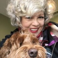 knowitalls.org Employee Carolyn Smallwood's profile photo