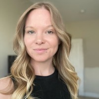 Kayleigh Bracht Email & Phone Number