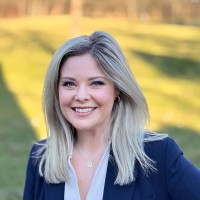 Lindsay S Email & Phone Number